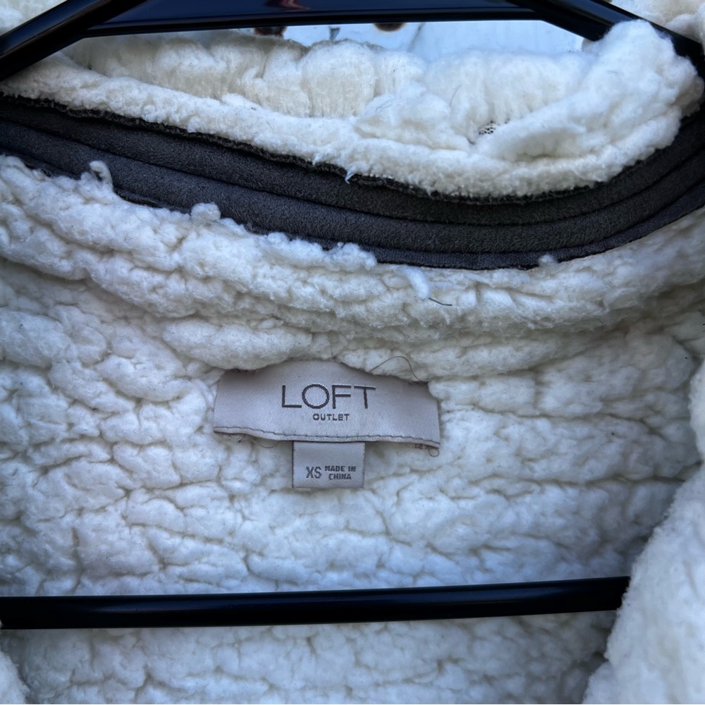 Gray Shearling Jacket With Cream Lining - image 4